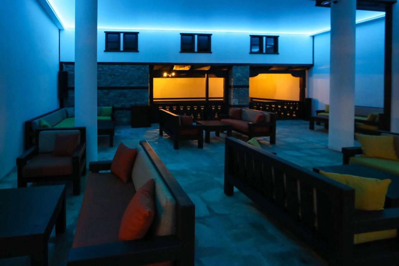 Hotel Лєштен Екстер'єр фото