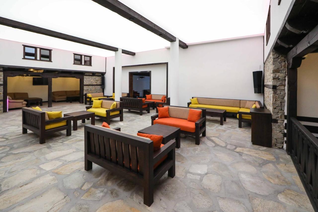 Hotel Лєштен Екстер'єр фото