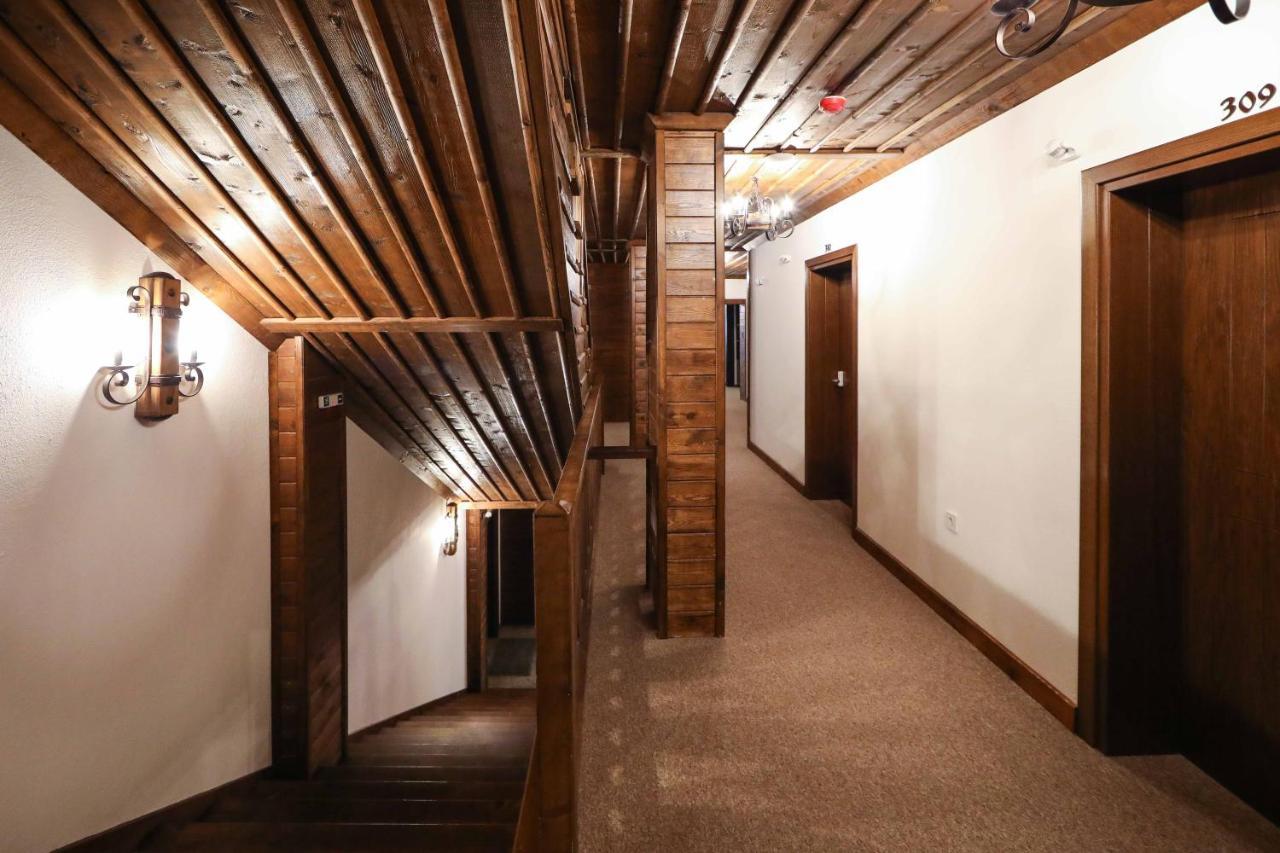 Hotel Лєштен Екстер'єр фото