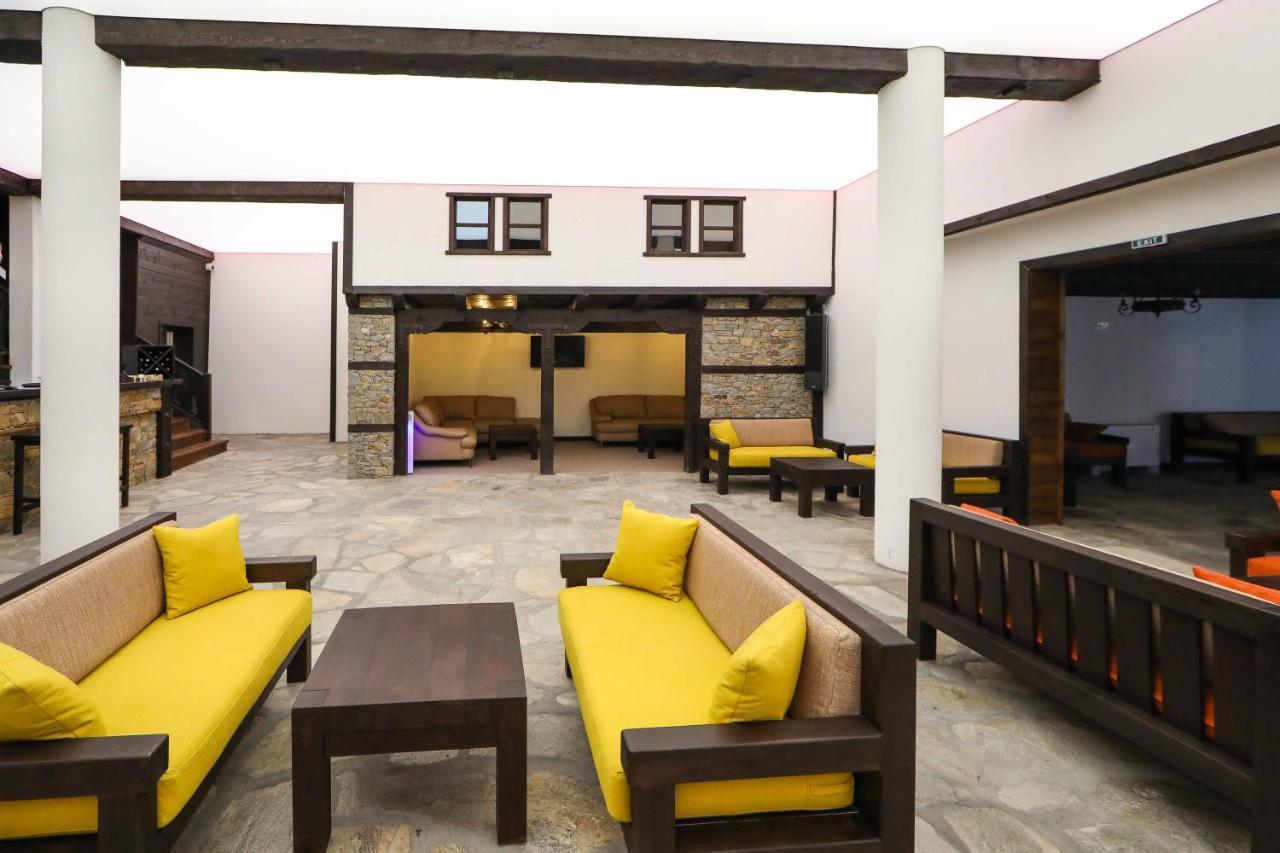 Hotel Лєштен Екстер'єр фото