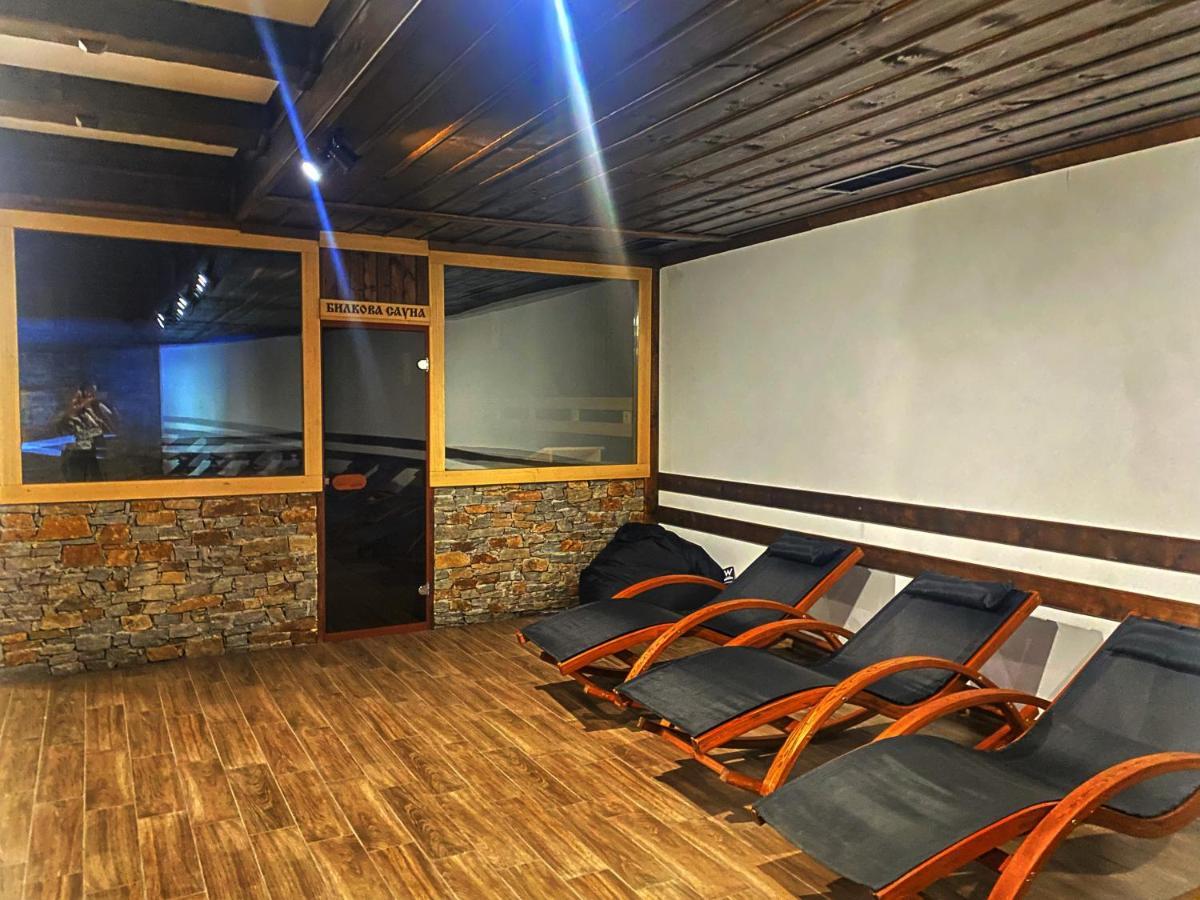 Hotel Лєштен Екстер'єр фото