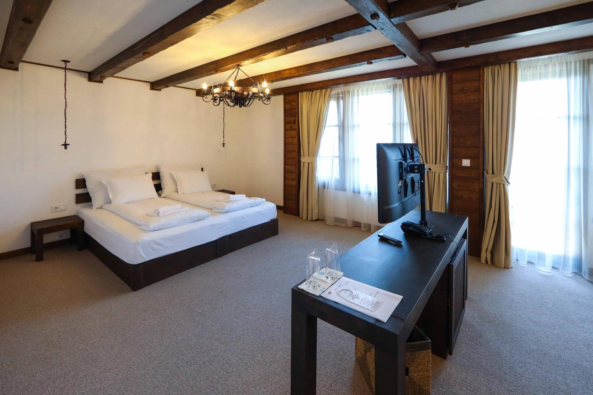 Hotel Лєштен Номер фото