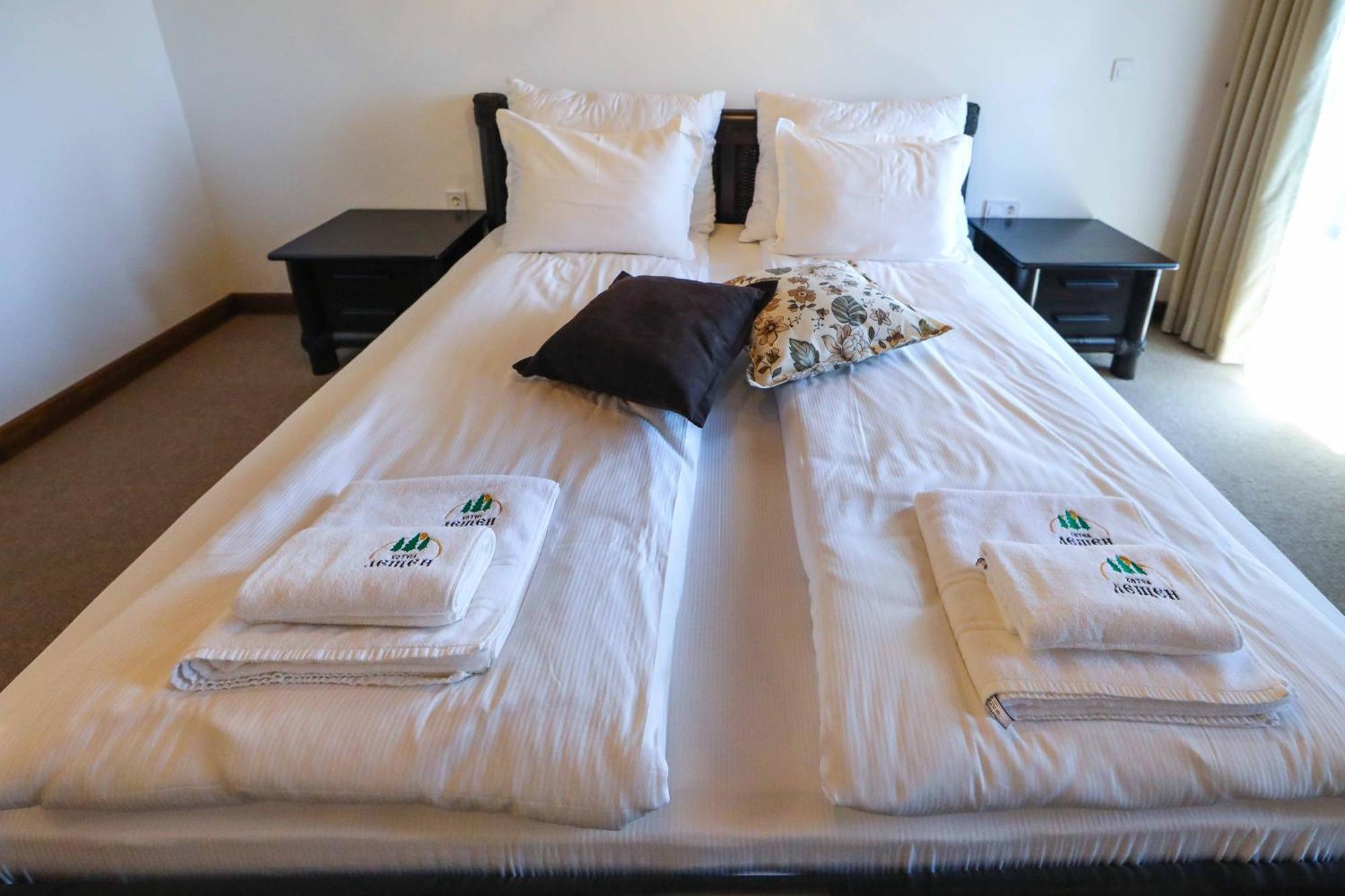 Hotel Лєштен Номер фото