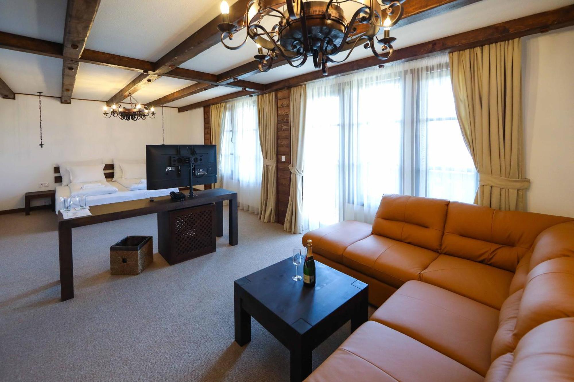 Hotel Лєштен Номер фото